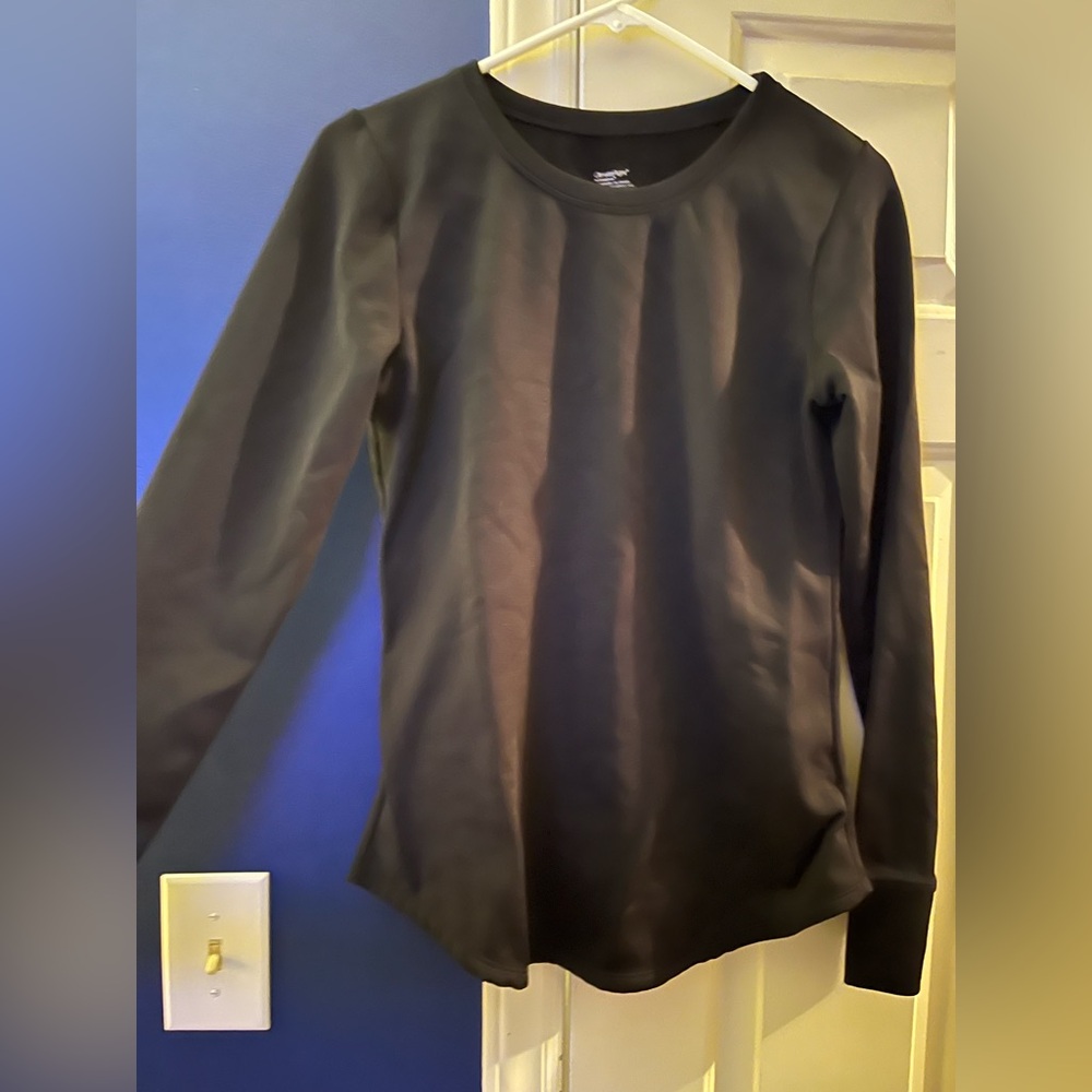 Climate Right by CuddlDuds Women's Black Long Sleeve Top